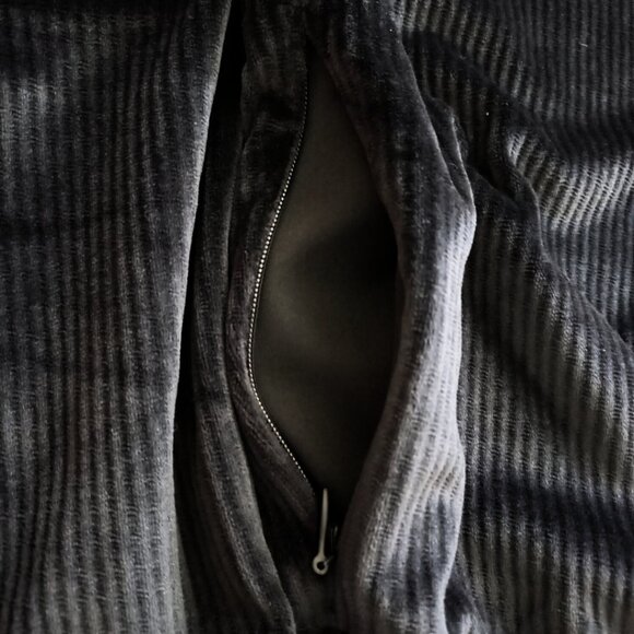 Victoria’s Secret Black Ribbed Velour Zip-Up Jacket – Size L - Picture 8 of 10